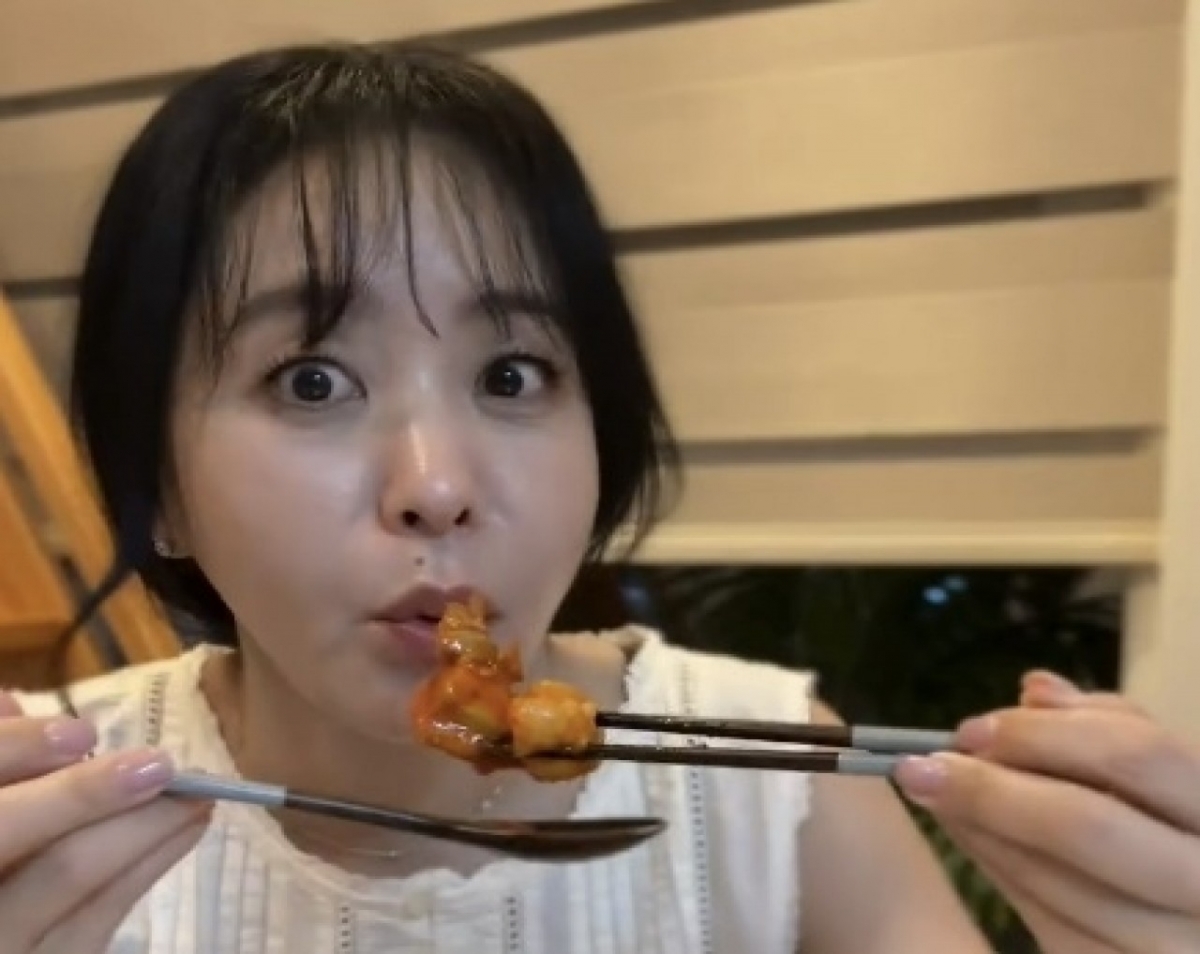 thumbnail - “몸이 놀랍도록 가벼워져요” 24시간 굶은 박지윤이 꼭 먹는 음식