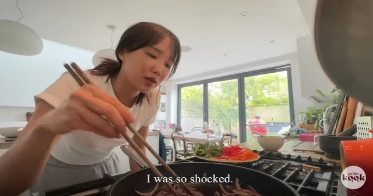 thumbnail - “마음의 준비가 되면…” 3개월 침묵 깬 ‘영국남자’ 아내의 글