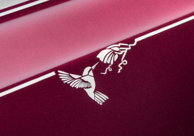 thumbnail - “아내 선물 스케일 보소”... 롤스로이스 실내에 ‘전복 껍데기’ 박아 넣었다