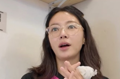 thumbnail - “돈 써서 다 망가뜨렸다”… 황정음, 몰래 한 가슴수술 결국 뺀 이유
