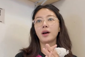 기사로 이동 - “돈 써서 다 망가뜨렸다”… 황정음, 몰래 한 가슴수술 결국 뺀 이유