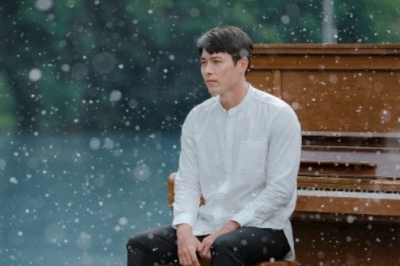 thumbnail - “현빈이 피아노 치던 그곳”…관광객 줄 세운 스위스 호수마을 (+입장료 생김)