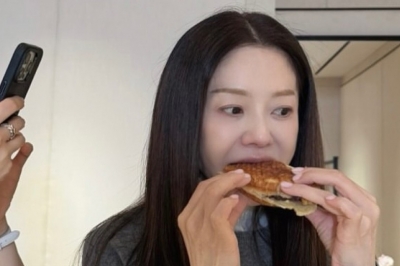thumbnail - “50대 긴 머리는 좀…” 이 말 쏙 들어간 고현정 근황, 대체 뭐했길래