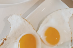 기사로 이동 - ‘소고기 대신 아침마다 2알’… 60대부터 근육·뼈 채워주는 의외의 음식