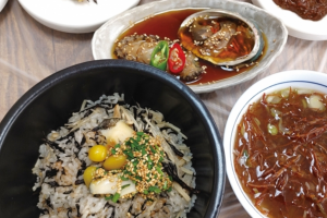 기사로 이동 - “혈압약 드세요?” 이 말 듣기 전에… 나트륨 쫙 빼주는 ‘까만 반찬’