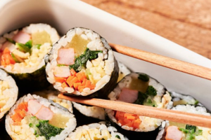 기사로 이동 - ‘스팸보다 49배 위험하다니’ 김밥에 넣던 맛살, 정체가 뭐길래