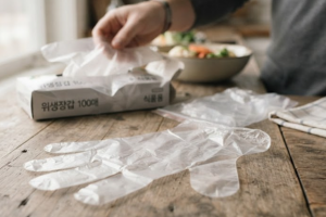 기사로 이동 - “이걸 왜 이제 알았지?”… 비닐장갑 가위로 자르니 생긴 놀라운 일