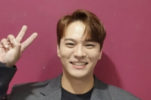 기사로 이동 - ‘용준이 보고싶다’… 황정음, 9년 사귄 전 연인 언급한 진짜 이유