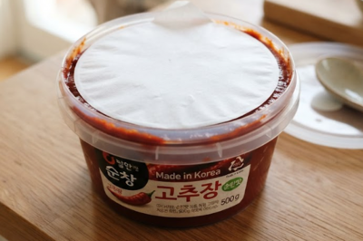 thumbnail - ‘이걸 왜 버려요?’ 쌈장 열고 무심코 버린 ‘흰 종이’의 진짜 용도