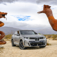 thumbnail - ‘주유소 갈 일 없겠네’… 한번 충전에 840km 달리는 BMW 전기 SUV 등장