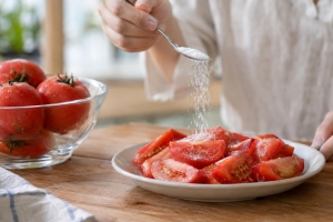 기사로 이동 - 매일 먹던 토마토, 설탕 뿌렸더니 ‘이 영양소’ 전부 사라졌다
