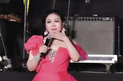 thumbnail - “도와주려 빌린 돈의 끝은 법정으로”…장슈칭, 전 남편에 14억원대 피해 주장