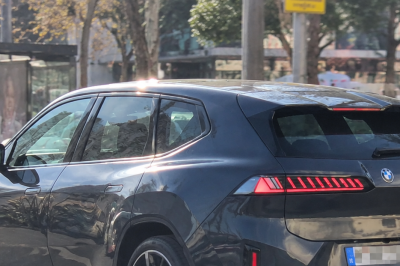 thumbnail - “공장 불은 24시간 켰는데”…주문 10만 대 넘긴 8760만원 BMW SUV