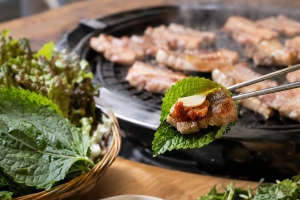 기사로 이동 - 삼겹살 옆 깻잎, 향만 맡는 반찬 아니었다…베타카로틴 9.1㎎