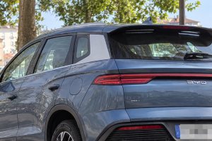 기사로 이동 - “멀리 간다더니 충전은 느긋해야”…1,016km 내건 BYD SUV
